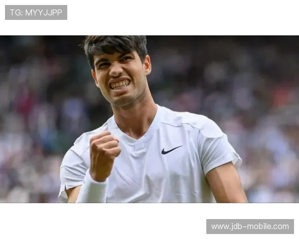 从墨西哥度假归来的阿尔卡拉斯惊觉05后新星奋起直追强势来袭中